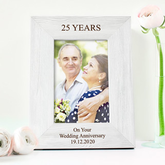 Personalised Anniversary Gifts